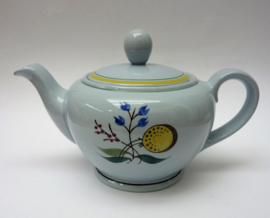 Arabia Windflower teapot