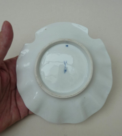 Schoenau Huttensteinach Blue Onion porcelain shell butter dish