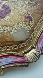 Florentine serving tray in Red and Gold