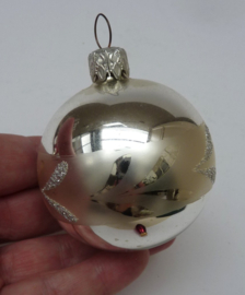 Vintage zilveren kerstbal 7 cm