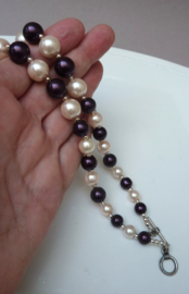 Elegant ivory and amethyst faux pearl necklace