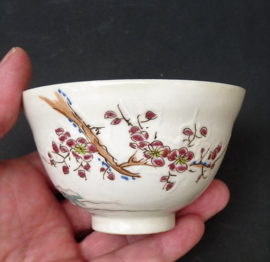 Japanese Edo Gaiwan eggshell porcelain tea bowls with dish
