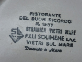 Solimene Vietri piatto Buon Ricordo Tre Pini Milano 1987
