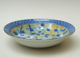 Japanese porcelain bowl Cherry blossom