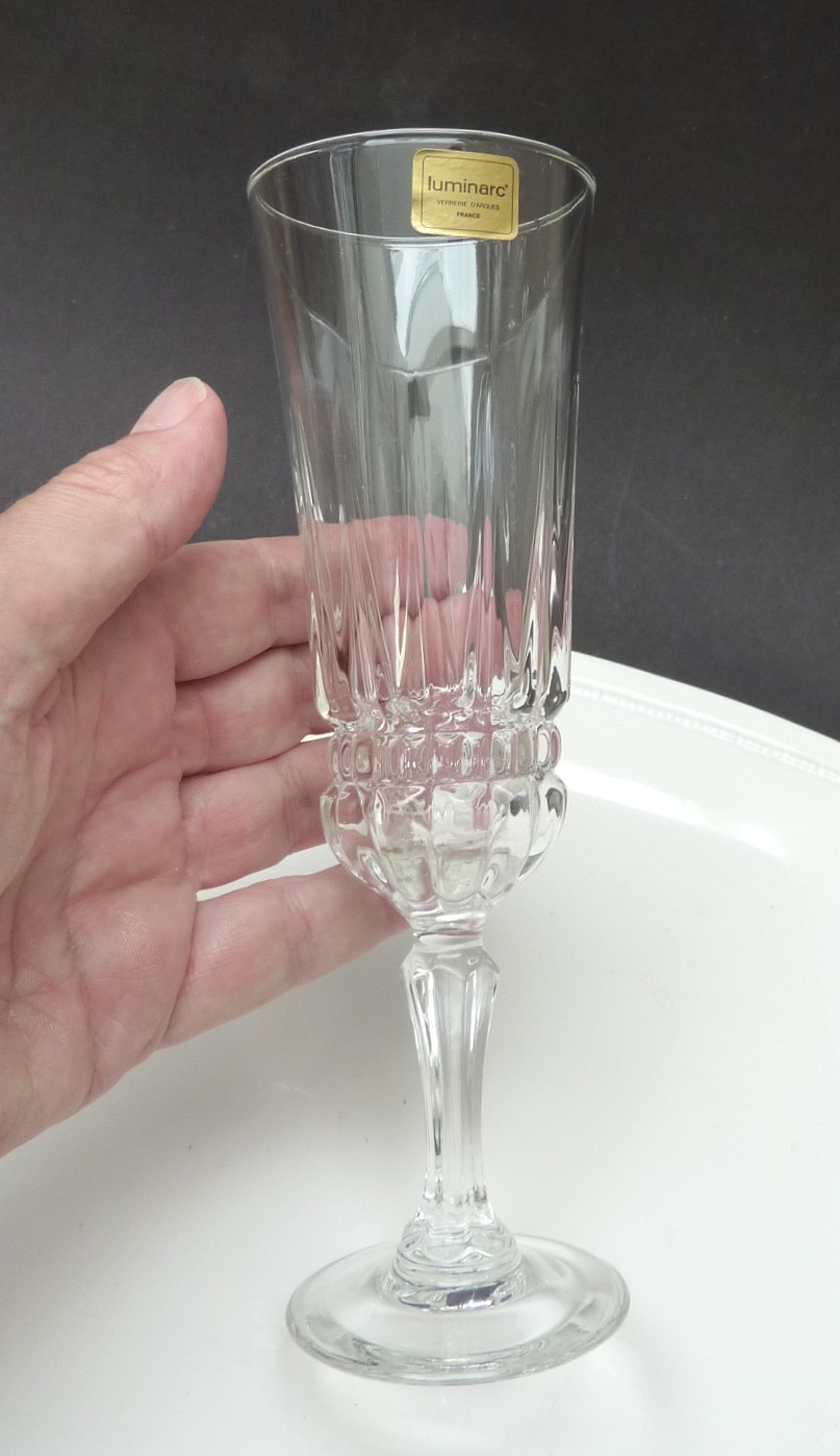 Cristal d'Arques Durand champagne flute glasses Barcelona