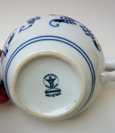 Original Bohemia Dubi Zwiebelmuster porseleinen theepot