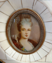 Miniatuur portret van een dame 19e eeuw