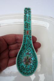 Chinese turquoise porseleinen  Wan Shou lotus lepel