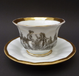 A pair of porcelain Grisaille cups with saucers 19th century