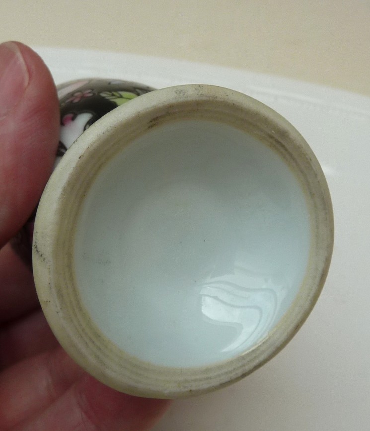 Chinese Jingdezhen black 1000 Flowers porcelain egg cup