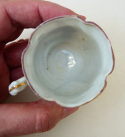 Japanese late Edo Hirado porcelain demitasse cup with saucer