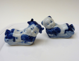 Chinese porcelain chopstick rests boy and girl