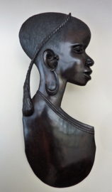 Grote ebbenhouten wandsculptuur Afrikaanse vrouw