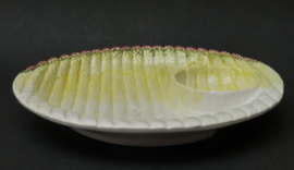 Round barbotine asparagus plate