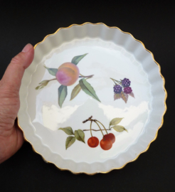 Royal Worcester Evesham Gold porcelain flan dish