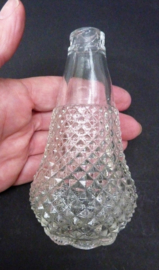 Vintage hobnail persglazen strooibussen met verzilverd montuur