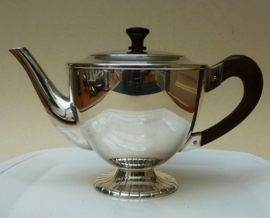 Verzilverde theepot Empire H Hooijkaas voor DE