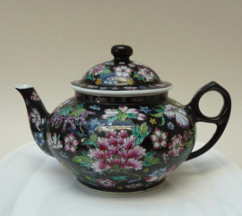 Chinese Jingdezhen zwarte Millefleurs porseleinen theepot