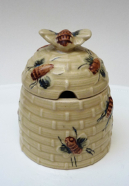 Ceramic beehive honey pot