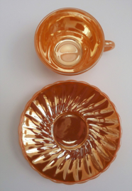 Anchor Hocking Peach Lustre Suburbia demitasse kop en schotel