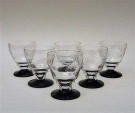 Art Deco black base port glasses