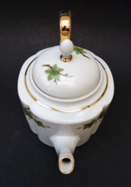 Scherzer Bavaria porcelain teapot with Vine decoration