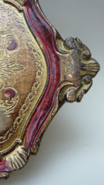 Florentine serving tray in Red and Gold