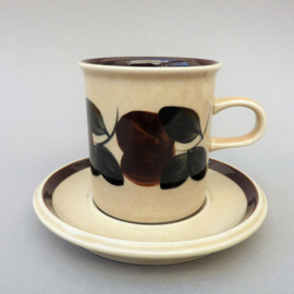 Arabia Ruija coffee cup with saucer