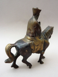 Chinese verguld bronzen sculptuur Guanyin te paard 19e eeuw