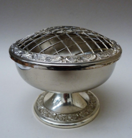 Grenadier England silver plated rose bowl