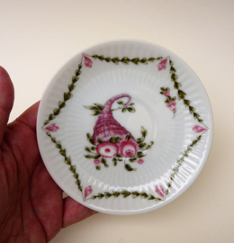 August Warnecke Fullhorn cup with saucer
