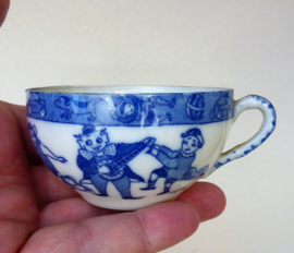 Japanese Meiji blue white porcelain childs tea cups