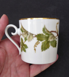 Hutschenreuther Tirschenreuth Weinlaub Vine porcelain cup with saucer