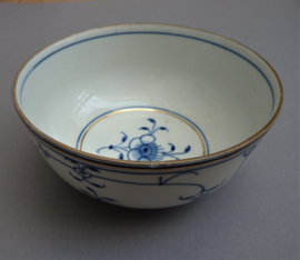 Schoenau und Co Huttensteinach antique bowl late 19th century