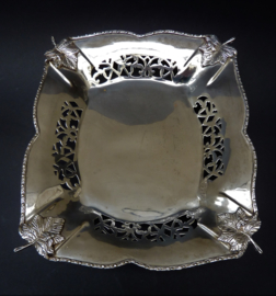 Royal Sheffield Royal Family silver plated footed fruit bowl