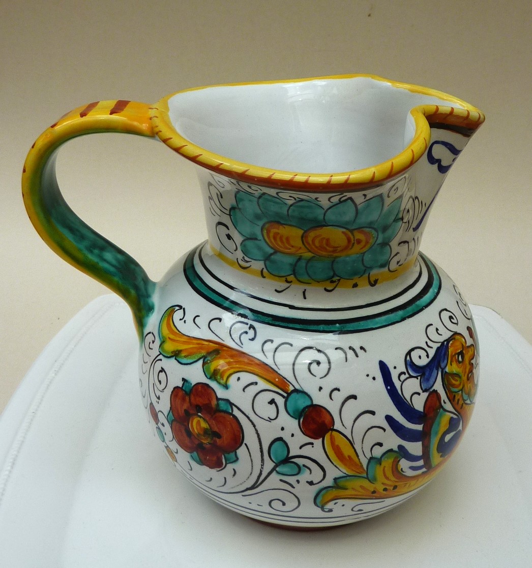 Deruta Sberna pitcher Raffaellesco
