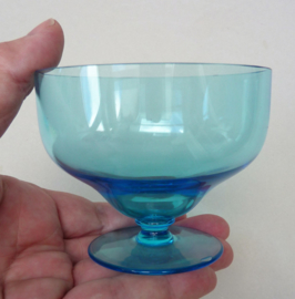 Leerdam lichtblauwe  Art Deco champagne cocktail coupes