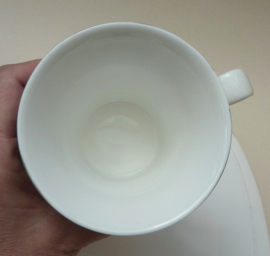 Nestle Special T mok met deksel en schotel
