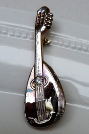 Verzilverde mandoline broche
