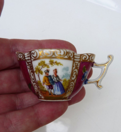 A pair of Dresden miniature quatrefoil cups 19th century