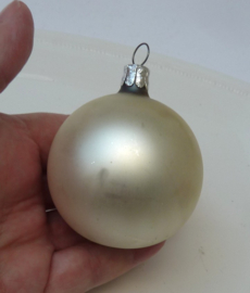 Vintage Beertje op de maan kerstbal 7 cm