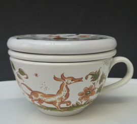 Desvres GF Decor Moustiers faience lidded tea cup with infuser