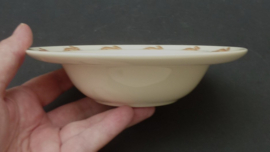 Royal Doulton Bunnykins porridge bowl Flying Kites