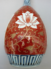 Japanese Edo Imari porcelain bottle vase