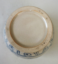 Vietnamese blauw wit pottery dekselvaas