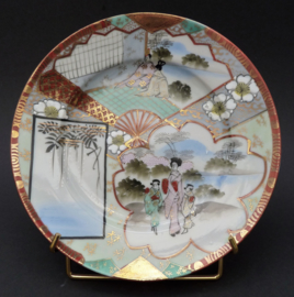 Japanese Early Showa Kutani porcelain plate