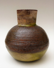 Studio Pottery Ikebana vaas Japanse stijl gesigneerd