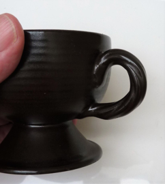 Mid Century pottery koffiemokjes