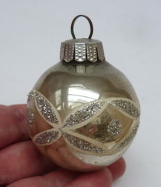Vintage zilveren kerstbal 6 cm
