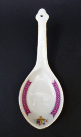 Chinese porcelain serving spoon